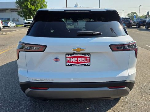 New 2026 Chevrolet Equinox LT w/ Convenience Package II image 12