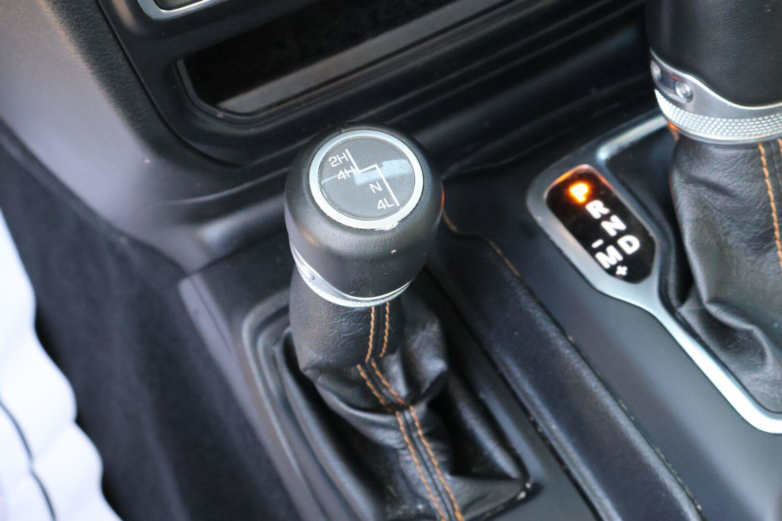 Used 2021 Jeep Gladiator Overland AWD/4WD image 27