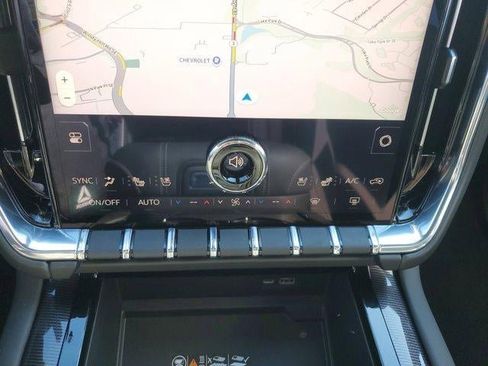 New 2026 GMC Yukon XL Elevation w/ Elevation Premium Package image 29