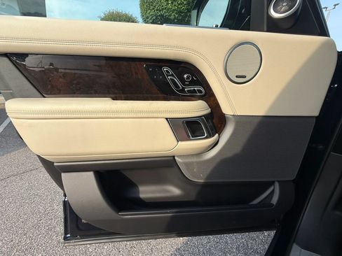 Used 2018 Land Rover Range Rover HSE AWD/4WD image 31