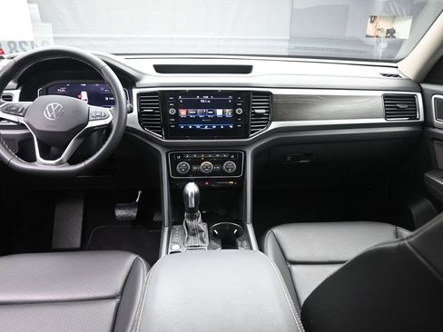 Used 2023 Volkswagen Atlas SE FWD image 9