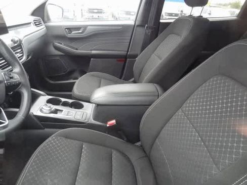 Used 2024 Ford Escape Active image 11