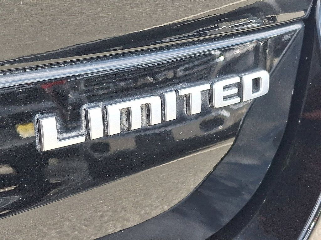 Used 2025 Jeep Grand Cherokee L Limited AWD/4WD image 30