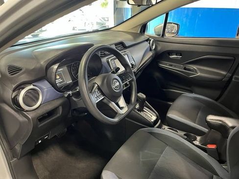 Used 2023 Nissan Versa SV FWD image 22
