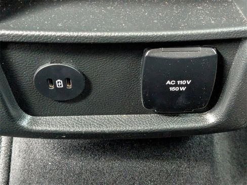 Used 2024 Ford Edge SEL w/ Sport Appearance Package image 15