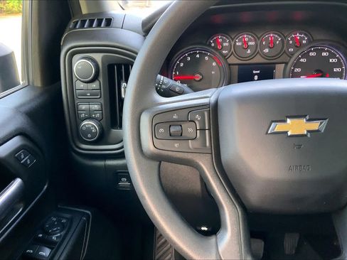 Used 2024 Chevrolet Silverado 2500 Custom w/ Custom Value Package AWD/4WD image 22