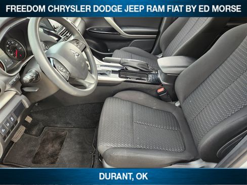 Used 2024 Mitsubishi Eclipse Cross LE image 9