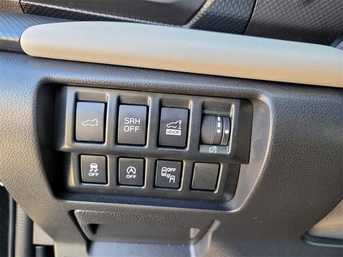 Used 2024 Subaru Forester Limited image 25