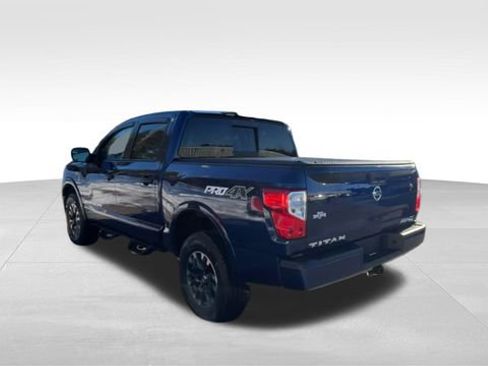 Used 2019 Nissan Titan PRO-4X AWD/4WD image 5
