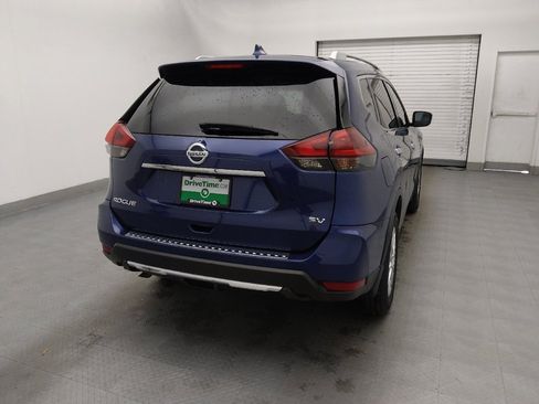 Used 2018 Nissan Rogue SV image 7