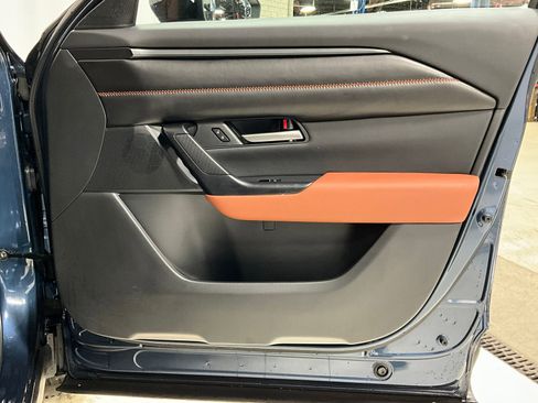 Used 2024 MAZDA CX-50 AWD 2.5 Turbo w/ Cargo Package image 21