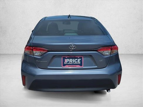 Certified 2025 Toyota Corolla LE FWD image 6