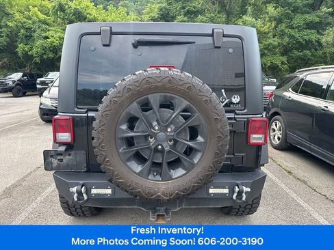 Used 2015 Jeep Wrangler Unlimited Sport w/ Quick Order Package 24S AWD/4WD image 7