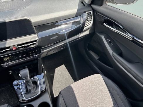 New 2026 Kia Seltos S FWD image 14