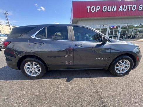 Used 2022 Chevrolet Equinox LT w/ LPO, Floor Liner Package FWD image 2