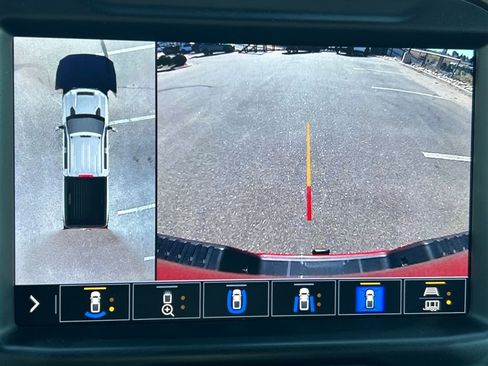 Used 2022 Chevrolet Silverado 2500 High Country w/ LPO, Hitch Package image 13