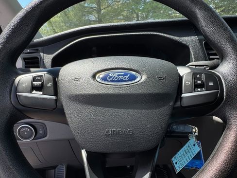 Used 2023 Ford Transit 350 DRW RWD image 13