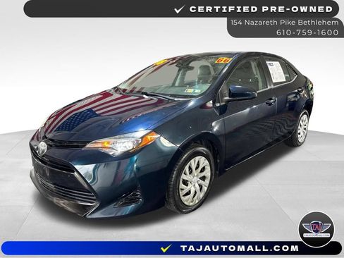 Used 2018 Toyota Corolla LE FWD image 1