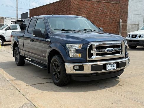 Used 2015 Ford F150 XLT w/ Equipment Group 301A Mid AWD/4WD image 4