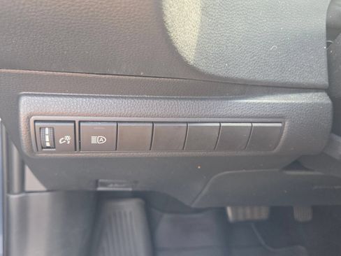 Used 2023 Toyota Corolla LE FWD image 27