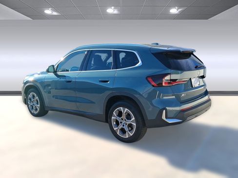 Used 2023 BMW X1 xDrive28i image 3