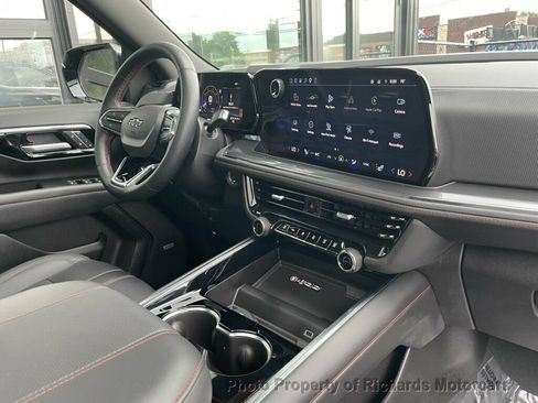 Used 2026 Chevrolet Tahoe RST w/ Comfort Package AWD/4WD image 18