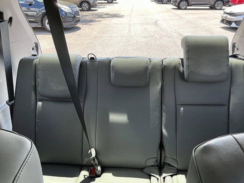 Used 2015 Toyota Highlander XLE FWD image 27