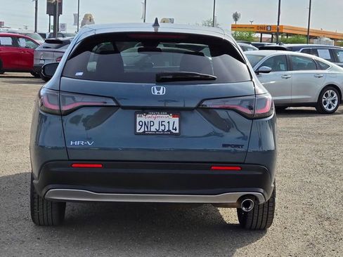 Used 2025 Honda HR-V Sport image 5