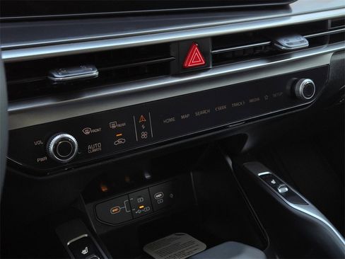 New 2026 Kia Sorento S image 28