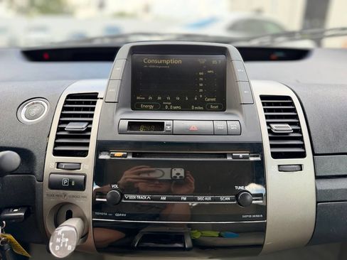 Used 2009 Toyota Prius FWD image 28