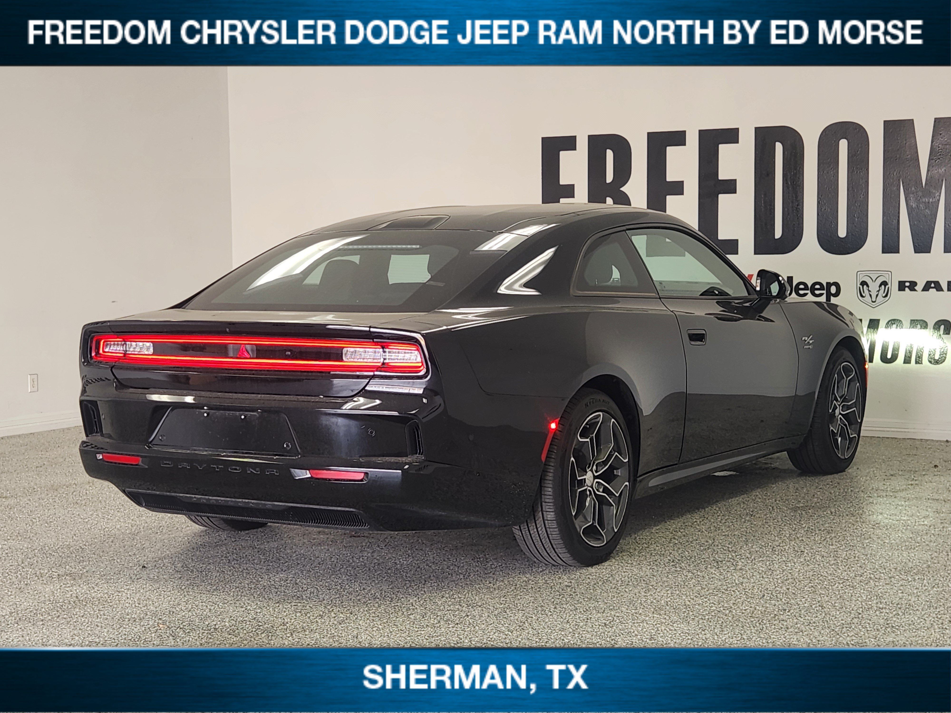 New 2025 Dodge Charger Daytona R/T w/ Plus Group AWD/4WD image 4
