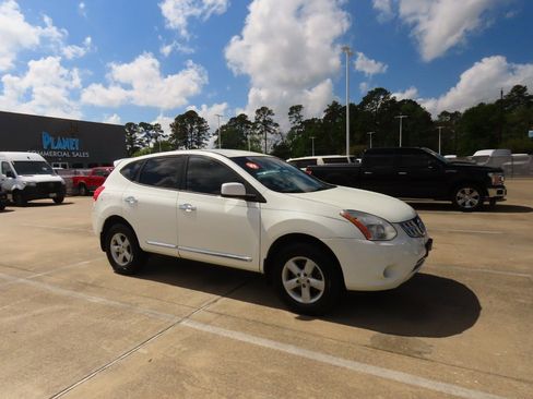 Used 2013 Nissan Rogue S w/ Special Edition Pkg image 7