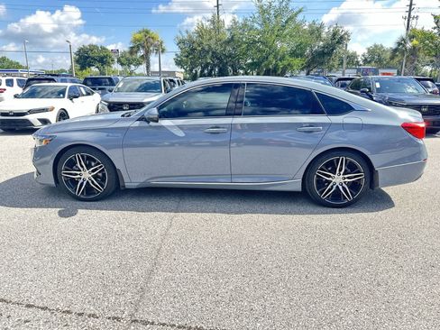 Used 2022 Honda Accord Touring image 3