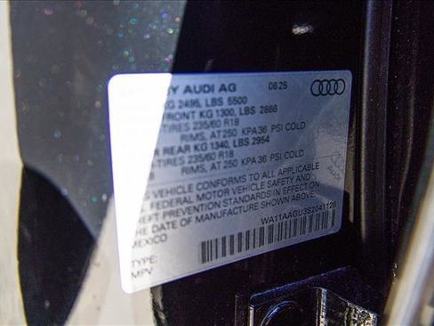 Certified 2025 Audi Q5 Premium w/ Convenience Package image 25