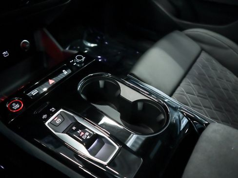 New 2027 Audi SQ6 e-tron Premium Plus AWD/4WD image 20