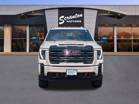 New 2026 GMC Sierra 3500 AT4 w/ AT4 Premium Plus Package AWD/4WD image 8