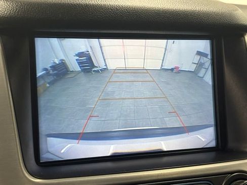 Used 2020 GMC Yukon XL SLT w/ Premium Edition AWD/4WD image 42