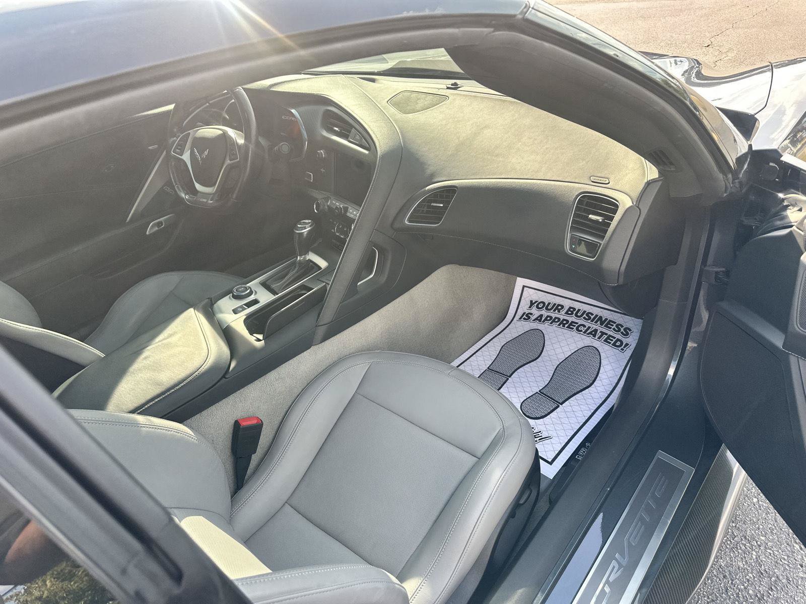 Used 2018 Chevrolet Corvette Z06 RWD image 11