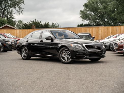 Used 2016 Mercedes-Benz S 550 4MATIC Sedan image 1