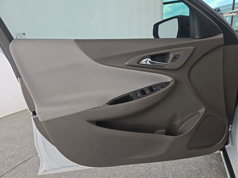 Used 2023 Chevrolet Malibu LS FWD image 26
