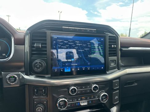 Used 2021 Ford F150 Lariat w/ Equipment Group 502A High AWD/4WD image 11