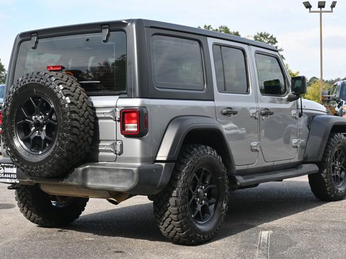 Used 2019 Jeep Wrangler Unlimited Sport image 9