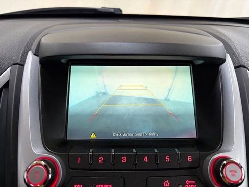 Used 2017 GMC Terrain SLE image 41