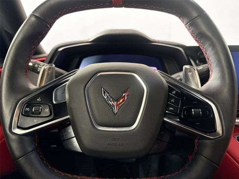 Used 2021 Chevrolet Corvette Stingray Preferred Cpe w/ Z51 Performance Package RWD image 17