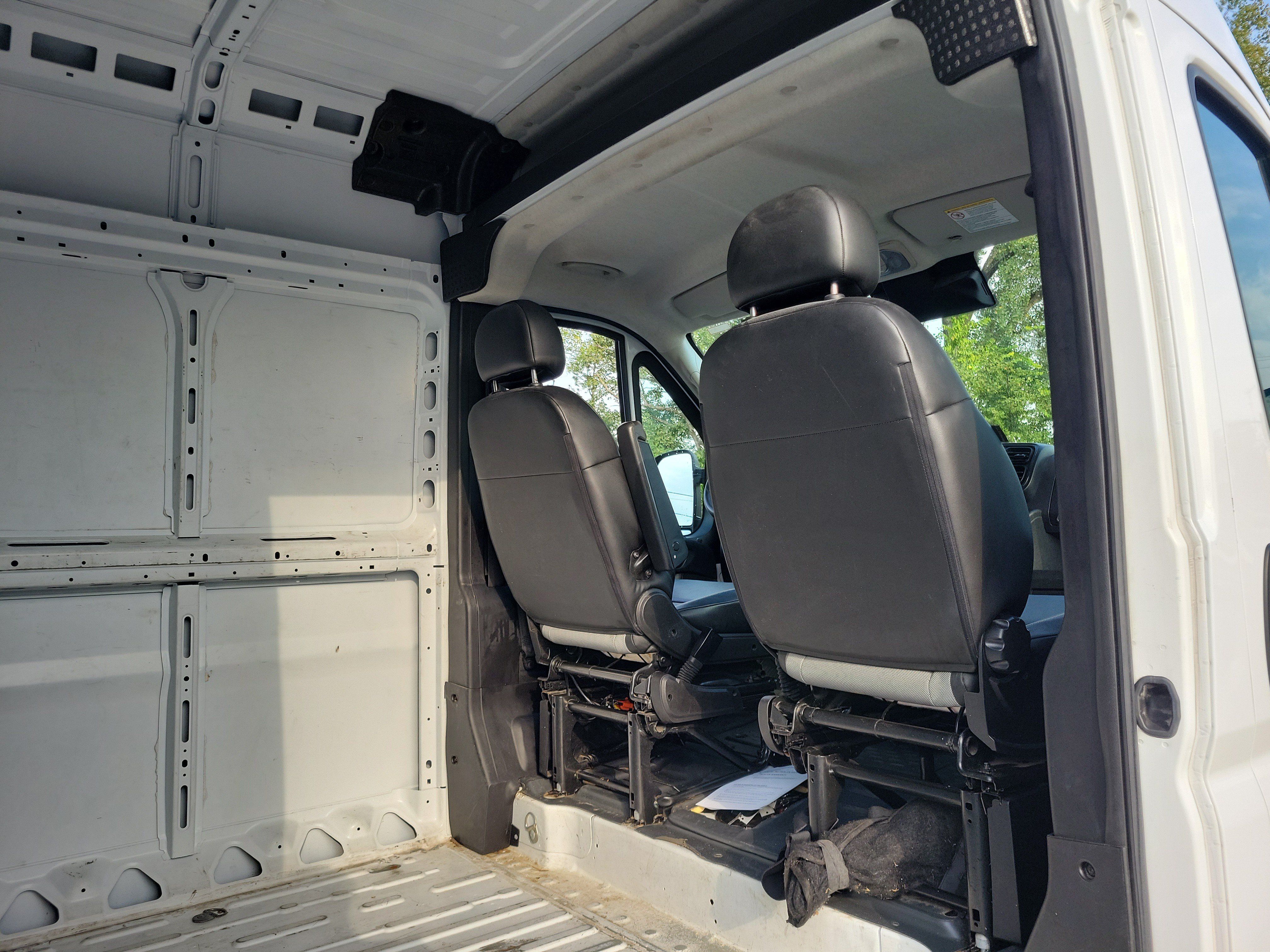 Used 2024 RAM ProMaster 2500 w/ Convenience Group FWD image 12