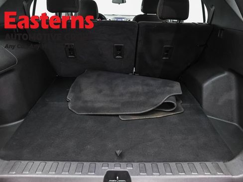 Used 2023 Chevrolet Equinox LS w/ Driver Confidence II Package FWD image 9