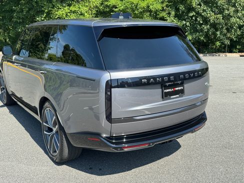 Used 2023 Land Rover Range Rover Long Wheelbase Autobiography AWD/4WD image 21