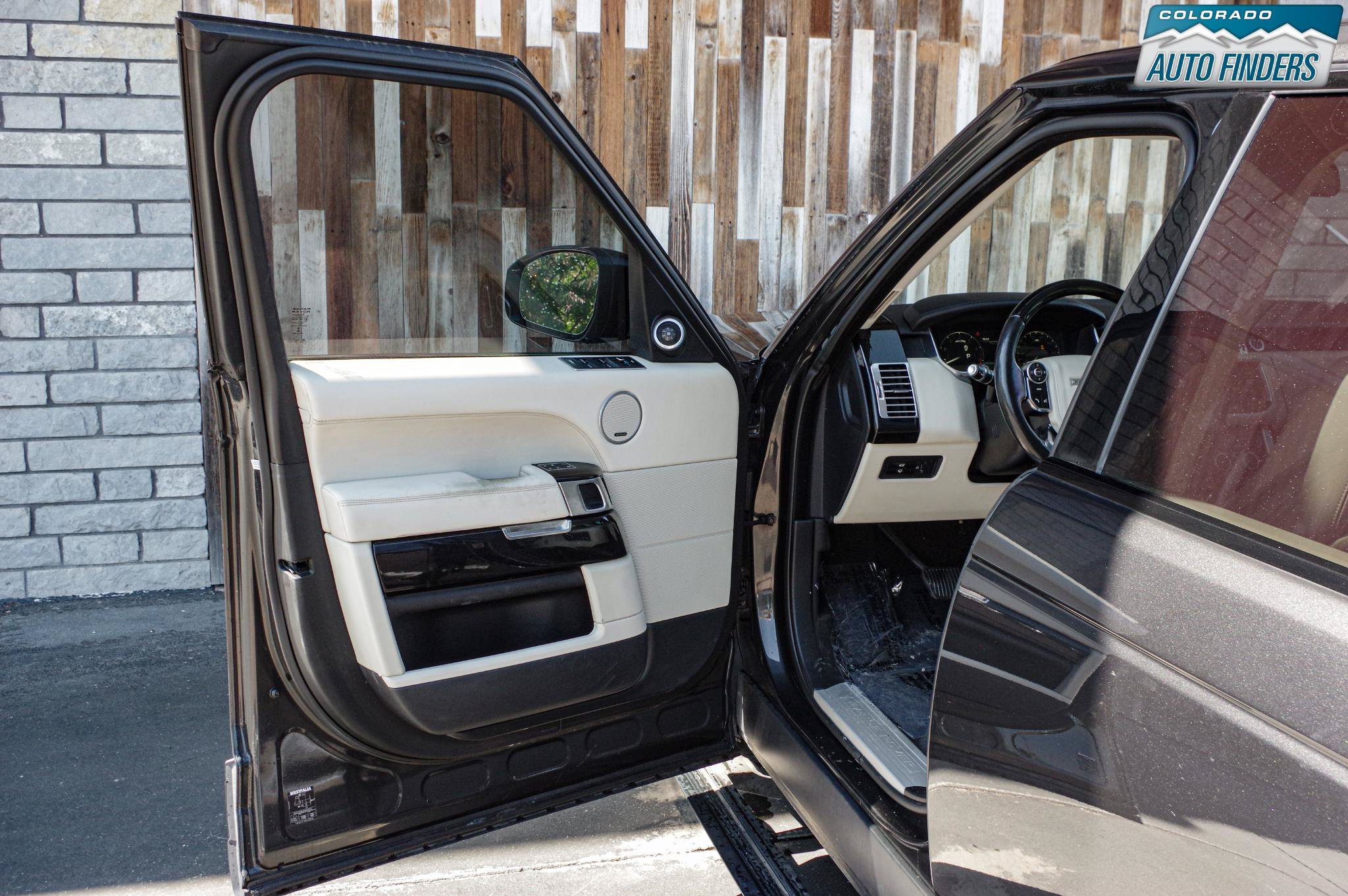 Used 2014 Land Rover Range Rover HSE AWD/4WD image 10