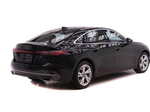 Certified 2025 Audi A5 2.0T Premium w/ Convenience Package AWD/4WD image 4