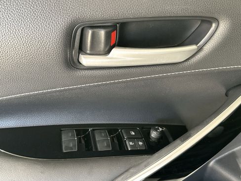 Used 2023 Toyota Corolla XSE image 15